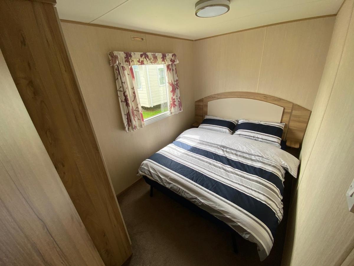 3 Bed 8 Berth Caravan In California Cliffs - M1 Great Yarmouth Exterior foto